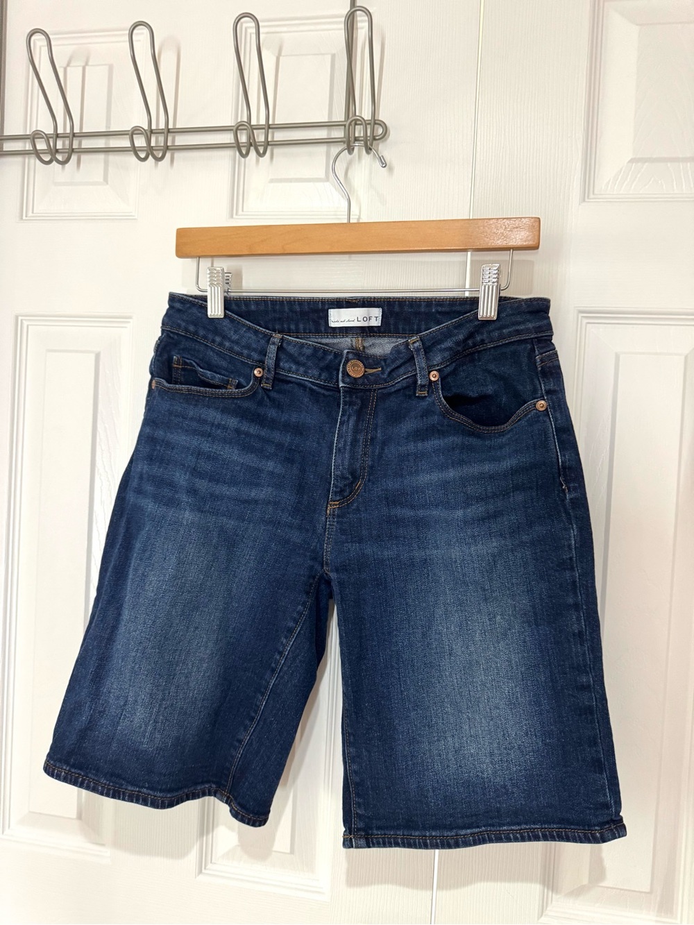 6/28 Loft Dark Wash Denim Bermuda Shorts EUC